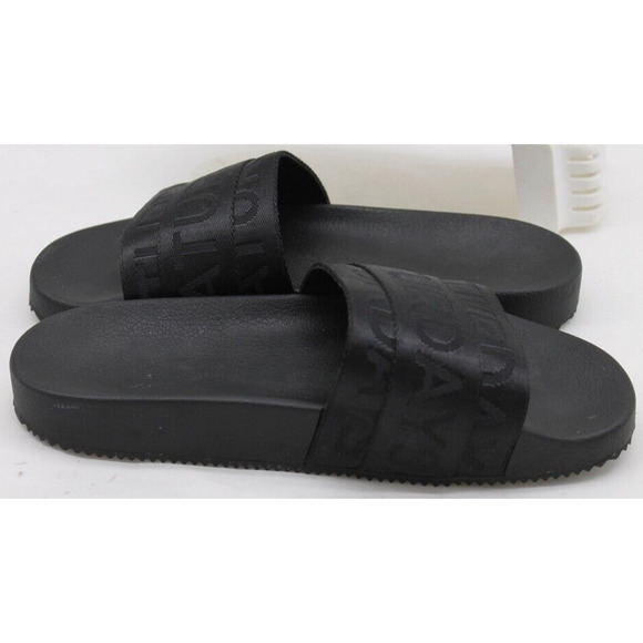 Saturdays New York City soho slides Size 10